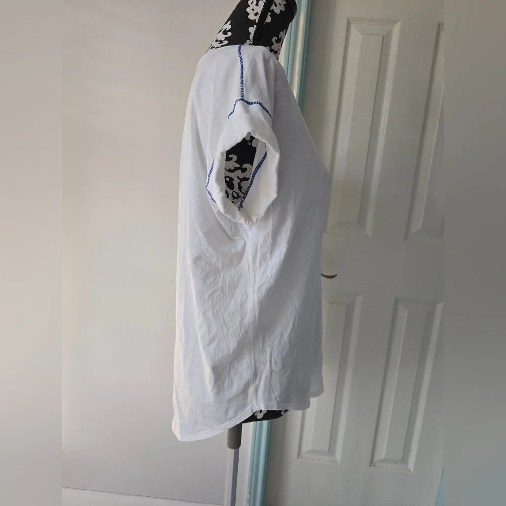 Lululemon White Cuffed Sleeve Relaxed Tee No Size